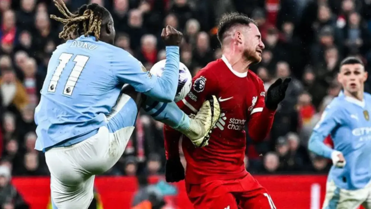 توقيت القمة الودية.. موعد مباراة ليفربول ومانشستر سيتي والقنوات الناقلة ببطولة الدوري الإنجليزي